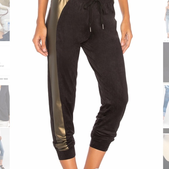 Super cute Chichi black and gold jogger - Picture 3 of 7